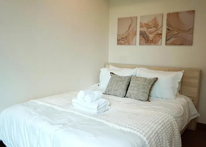Apartment Amazing Pool And Luxury Unit Near Phrom Phong Bts Bangkok