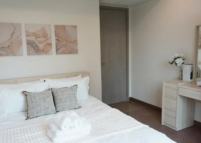 Apartment Amazing Pool And Luxury Unit Near Phrom Phong Bts *