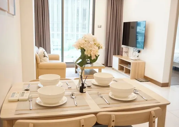 Apartment Amazing Pool And Luxury Unit Near Phrom Phong Bts Bangkok